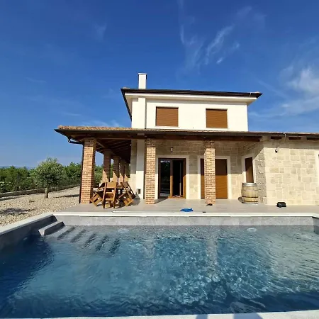 Villa Rustika Emilia *